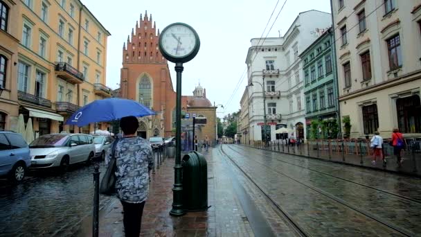 Krakow Polen Juni 2018 Retro Spårvagnsstation Alla Helgons Torg Utrustad — Stockvideo