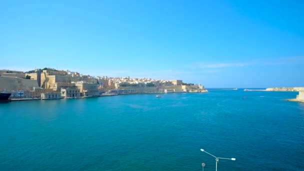 Watch Wide Valletta Grand Harbour Surrounded Medieval Cities Preserved Fortifications — Stock Video