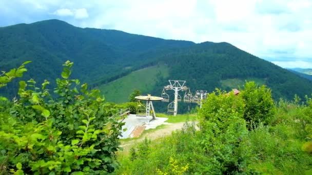 Upper Terminal Ski Lift Moving Chairs Seen Greenery Top Makovytsia — Stock Video