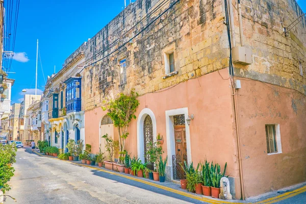 Çok Sayıda Sepatare Daire Bazıları Naxxar Town Tipik Malta Balkonlu — Stok fotoğraf