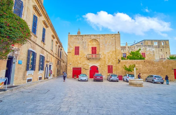 Mdina Malta Junio 2018 Pequeña Plaza Santa Ágata Con Una — Foto de Stock