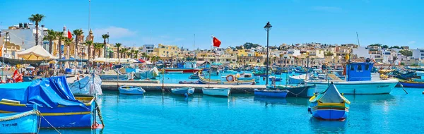 Marsaxlokk Malta Июня 2018 Года Панорама Курорта Гавани Видом Традиционную — стоковое фото