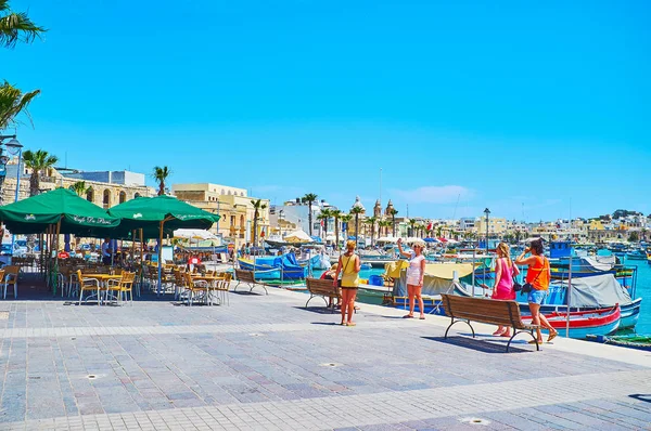 Marsaxlokk Malta June 2018 Seaside Promenade Boasts Numerous Tourist Cafes — Stock Photo, Image