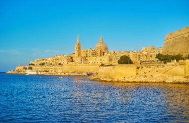 Ana sembolleri - St Paul's Anglikan yanlısı Katedrali, Carmelite kilise ve surlar, Malta Ortaçağ mimarisiyle Valletta.
