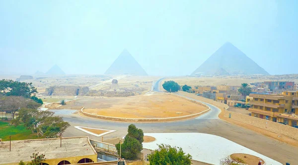 Mistige Panorama Van Piramides Sfinx Giza Necropolis Gelegen Onder Het — Stockfoto