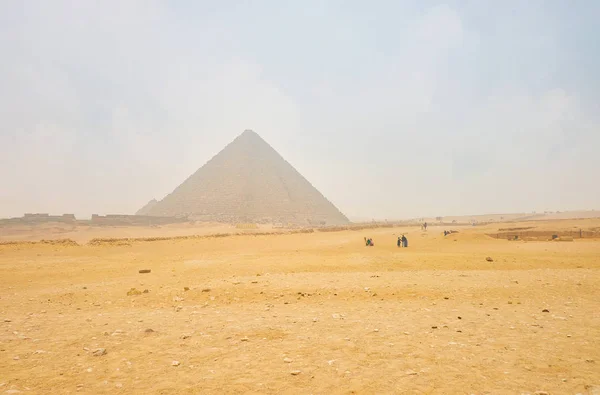 Temps Hivernal Typique Avec Des Pyramides Enveloppées Brume Complexe Gizeh — Photo