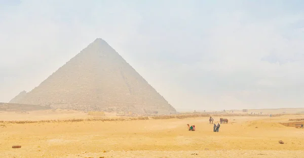 Giza Egypten December 2017 Stora Arkeologiska Komplexet Giza Vintern Dammiga — Stockfoto