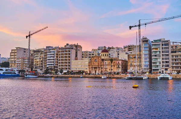 Sliema Malta Июня 2018 Года Сумерки Над Гаванью Видом Приходскую — стоковое фото