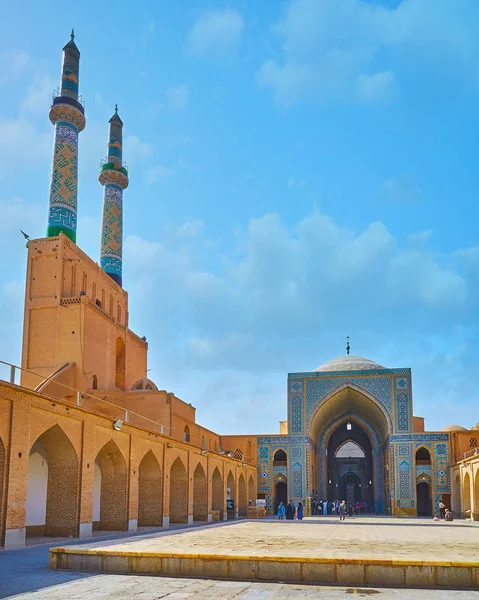 Yazd Irão Outubro 2017 Portal Principal Azul Brilhante Mesquita Jameh — Fotografia de Stock