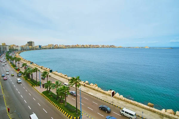 Užijte Malebný Pohled Alexandrie Pobřežní Čtvrti Hlučný Corniche Avenue Táhnoucí — Stock fotografie