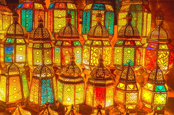 Luz Encantadora Las Linternas Árabes Puede Llevar Lejos Las Páginas — Foto de Stock