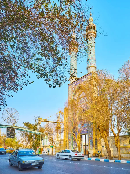 Yazd Iran Ottobre 2017 Passeggiata Lungo Strada Imam Khomeini Con — Foto Stock