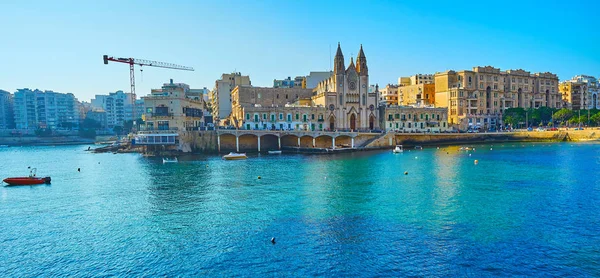 Panorama Valletty Obklopené Historickou Čtvrtí Takových Památek Jako Novogotický Farní — Stock fotografie