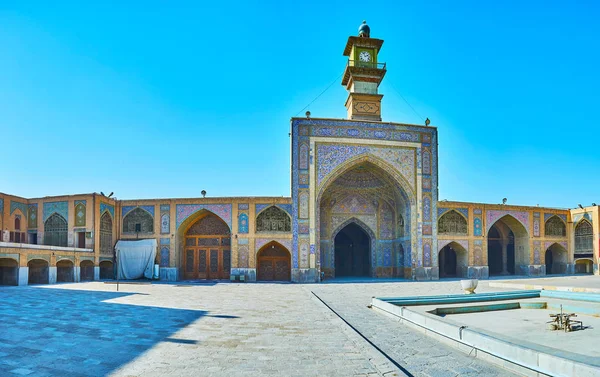 Panorama Van Sahn Van Seyed Moskee Met Grote Portal Versierd — Stockfoto