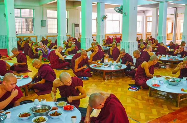 Πριν Μιανμάρ Φεβρουαρίου 2018 Την Τραπεζαρία Του Μοναστηριού Kyaung Waing — Φωτογραφία Αρχείου