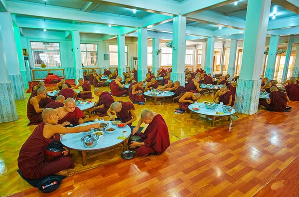 Bago Μιανμάρ Φεβρουαρίου 2018 Τραπεζαρία Αίθουσα Της Kha Khat Waing — Φωτογραφία Αρχείου