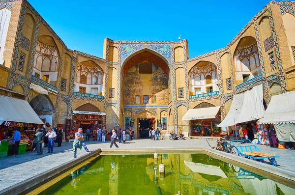 Isfahan Iran Oktober 2017 Das Mittelalterliche Qeysarie Tor Des Großen — Stockfoto