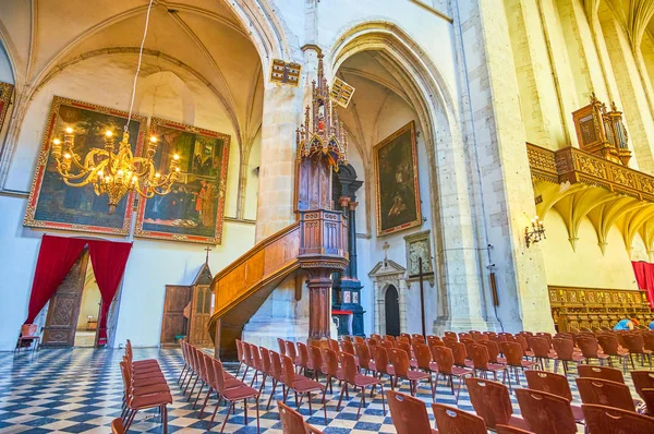 Krakow Polonia Junio 2018 Gran Sala Oración Estilo Gótico Iglesia — Foto de Stock
