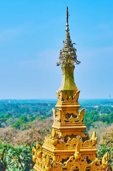 Top Mahazedi Paya Opens View Carved Decors Hti Umbrellas Stupas — Stock Photo, Image