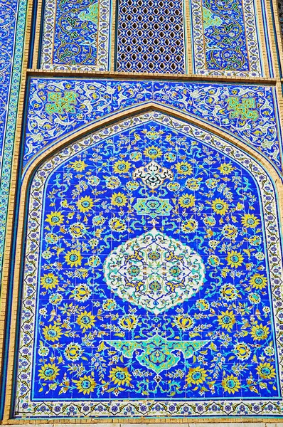 Şeyh Lotfollah Camii, Isfahan, Iran cephe duvar iyi çiçek desenli parlak mavi dekoratif panel.