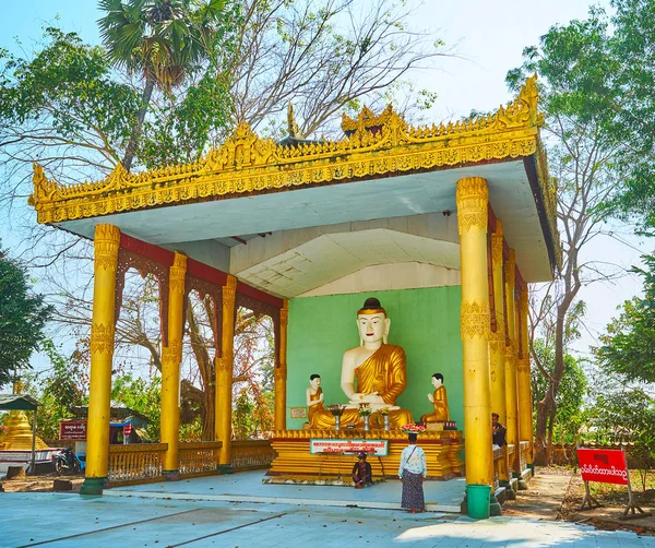 Bago Μιανμάρ Φεβρουαρίου 2018 Βεράντα Άγαλμα Του Βούδα Διαλογισμό Και — Φωτογραφία Αρχείου