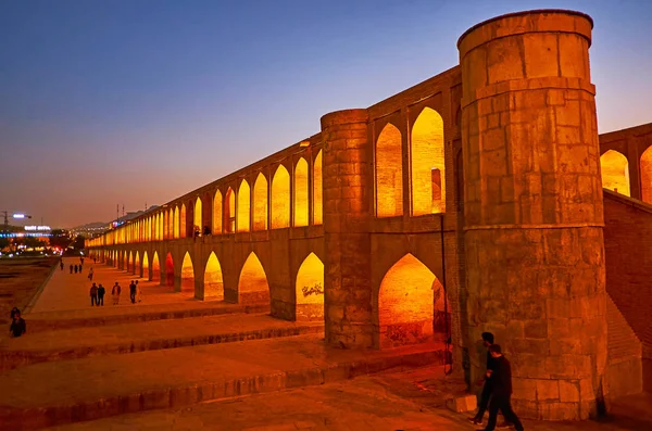 Isfahan Iran 2017 Október Siosepol Híd Tökéletes Hely Hogy Néz — Stock Fotó