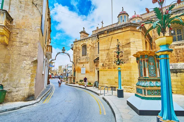 Улица Исторический колледж, Рабат, Мальта — стоковое фото