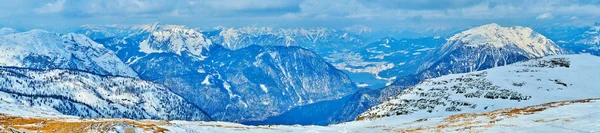 Jezioro Zima Alpy Dachstein i Hallstattersee, Salzkammergut, Au — Zdjęcie stockowe