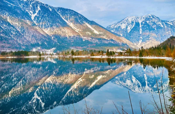 Dachstein Alpy wokół Hallstattersee jeziora Salzkammergut, Austria — Zdjęcie stockowe