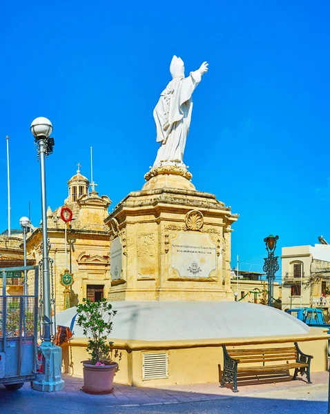 A estátua de São Nicolau, Siggiewi, Malta — Fotografia de Stock