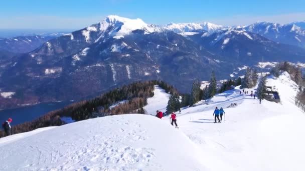 Gilgen Austria Febrero 2019 Pico Del Monte Zwolferhorn Atrae Turistas — Vídeos de Stock