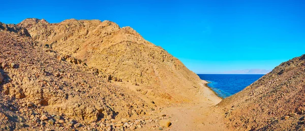 Wüste von Dahab Resort, Sinai, Ägypten erkunden — Stockfoto