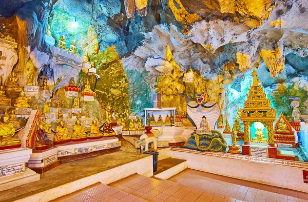 En la cueva de estalactita blanca del complejo Pindaya, Myanmar — Foto de Stock