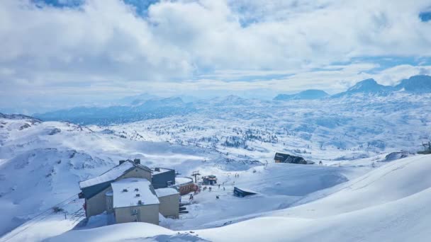 Observe Winter Alpine Scenery Top Dachstein Krippenstein Mount Fast Running — Stock Video