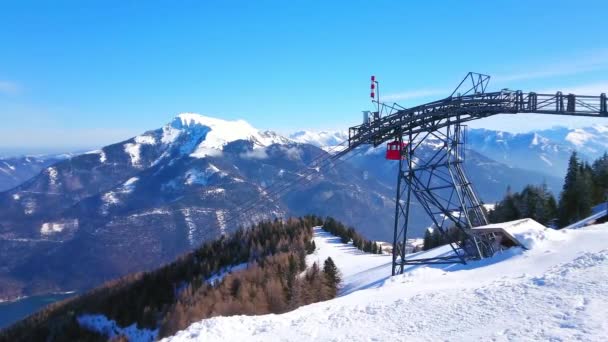 Colorful Vintage Gondolas Zwolferhorn Cable Car Run Snowy Mountain Slope — Stock Video