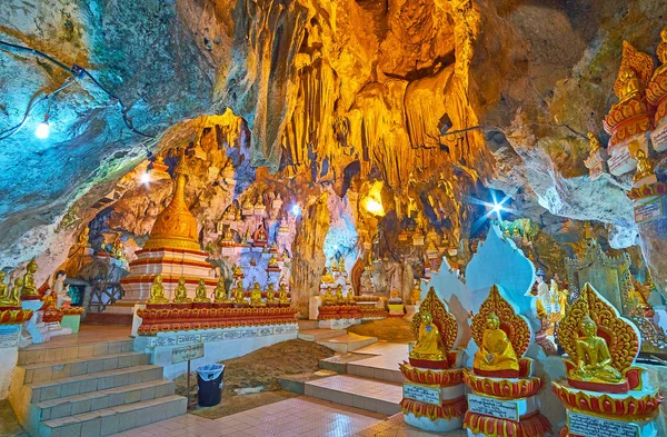 El maravilloso templo budista en la cueva de Pindaya, Myanmar — Foto de Stock