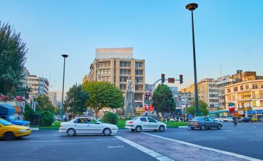 Yoğun Ferdowsi Meydanı, Tahran, Iran