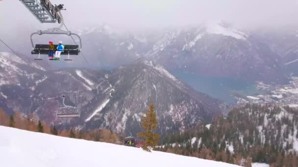 Ebensee Austria Февраля 2019 Года Вид Туманную Долину Озера Траунзее — стоковое видео