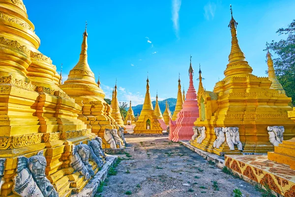 Pagodas with elephants, Nget Pyaw Taw Paya, Pindaya, Myanmar — Stock Photo, Image