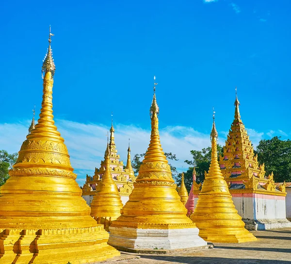 Burmese architecture of Nget Pyaw Taw Paya, Pindaya, Myanmar — Stock Photo, Image