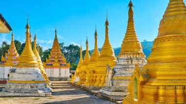 Oyulmuş stupas hatları, nget Pyaw Taw paya, Pindaya, Myanmar