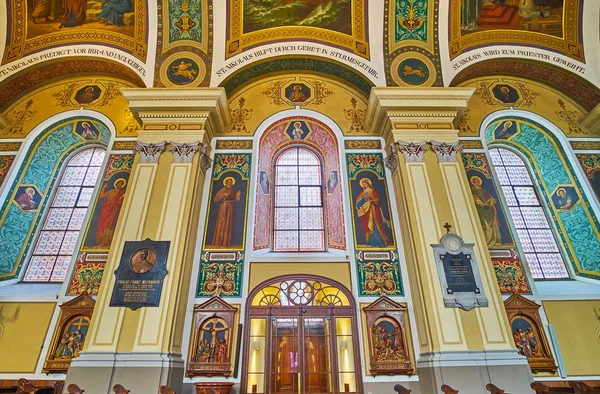 Seitenwand der Pfarrkirche St. Nikolaus, Bad Ischl, salzkamme — Stockfoto