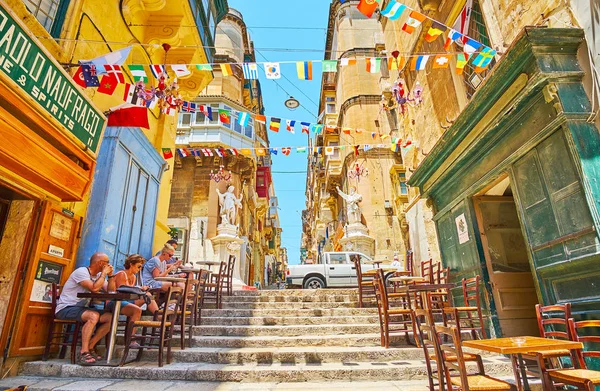 Il bar in stretta discesa, La Valletta, Malta — Foto Stock