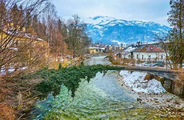 Puente sobre el río Isschl, Bad Ischl, Salzkammergut, Austria — Foto de Stock