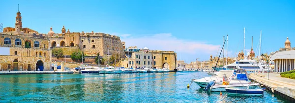 Фортификационные сооружения Сенгли, Мальты — стоковое фото