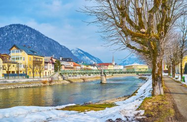 Traunkai dolgu, Bad Ischl, Salzkammergut, Aust ağaçlar