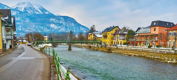 Die tauberstegbrücke in bad ischl, salzkammergut, Österreich — Stockfoto