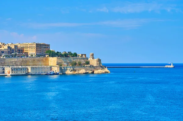 Paisaje marino mediterráneo de la fortaleza de Senglea, Malta — Foto de Stock