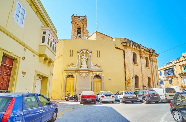 Die mittelalterliche kirche in senglea, malta — Stockfoto