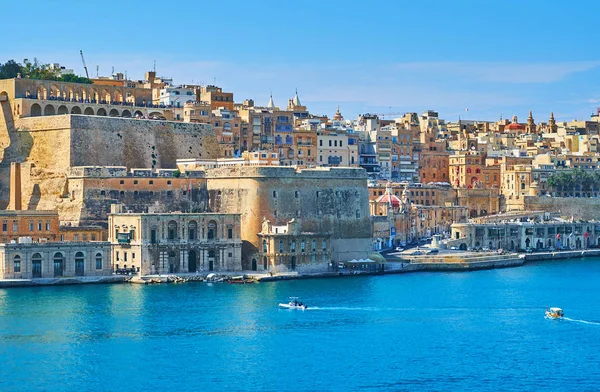 Бастион Ласкарис в Валлетте, Мальта — стоковое фото